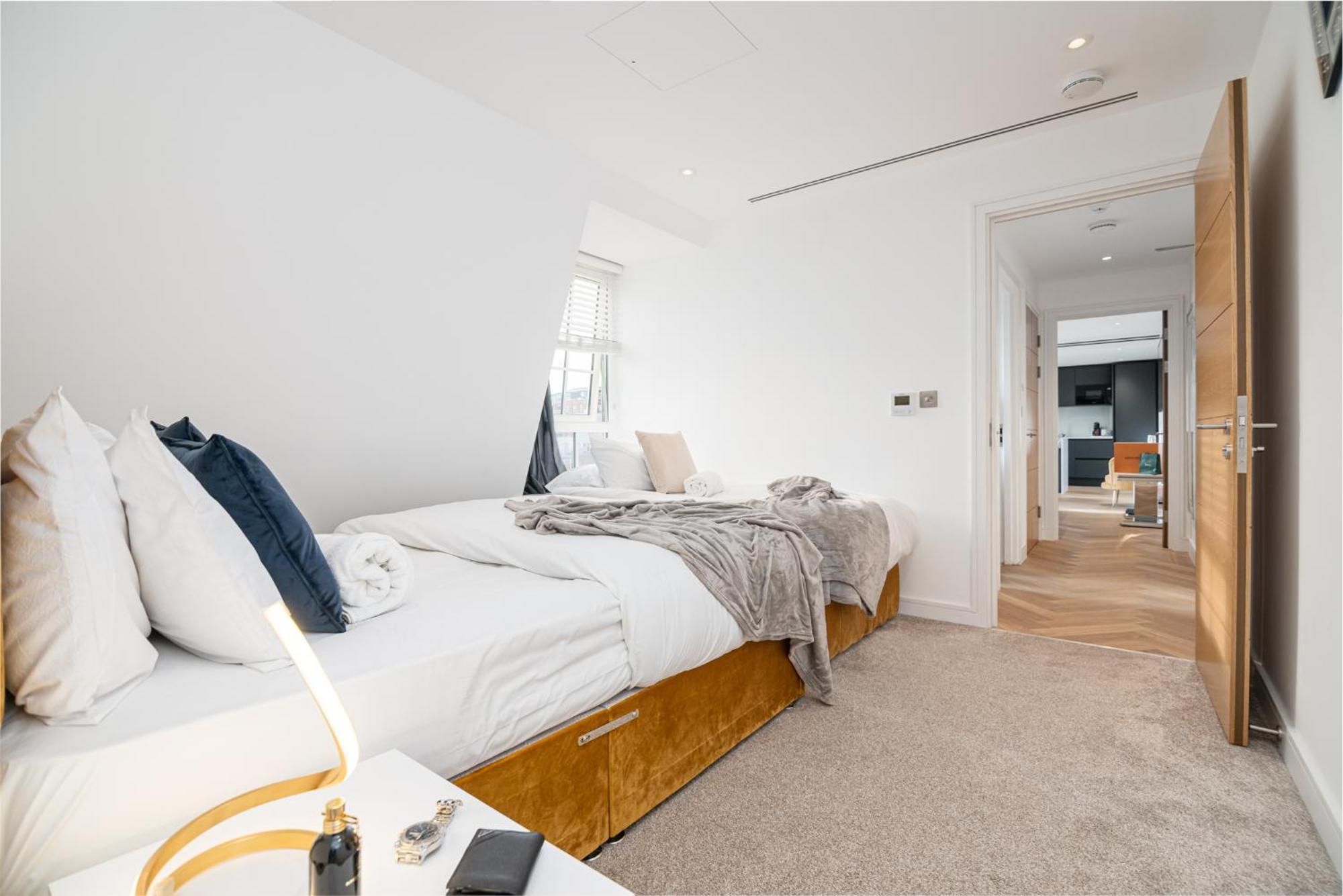 Stunning 1-Bedroom Penthouse In Marble Arch 72 London Kültér fotó