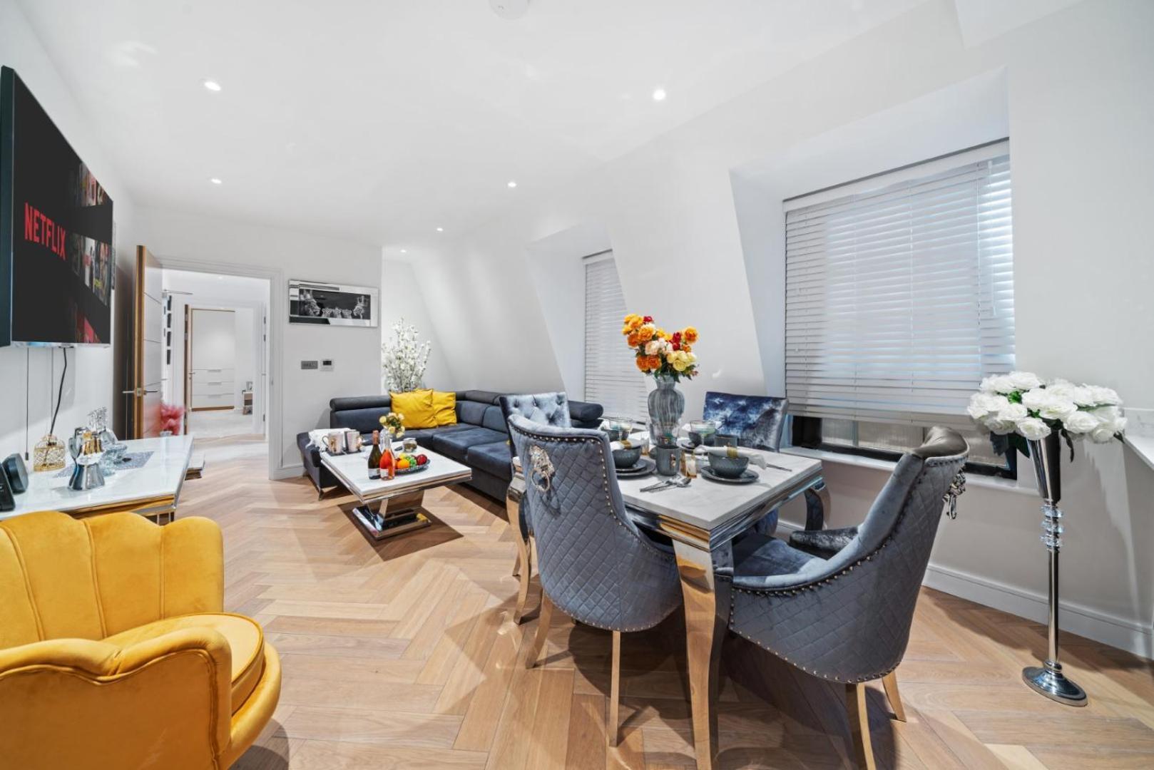 Stunning 1-Bedroom Penthouse In Marble Arch 72 London Kültér fotó